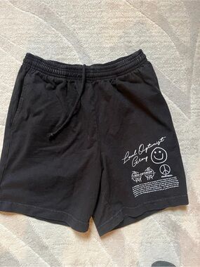 MadHappy Black Shorts Local Optimist Group size XS